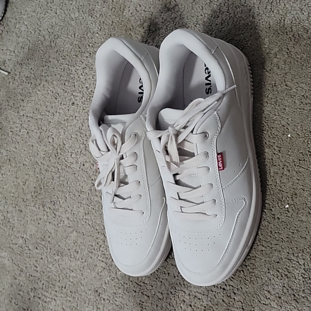 Levi's women's shoes never worn new